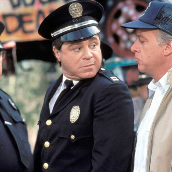 Falleció el actor Art Metrano, reconocido por la serie 'Loca Academia de Policía'