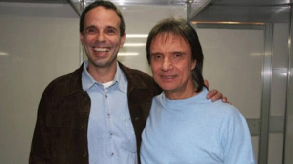 Roberto Carlos está desbastado por la fallecimiento de su hijo