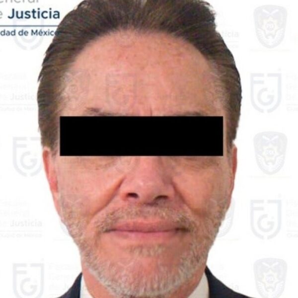 Detienen  a Alejandro del Valle, presidente de Interjet.