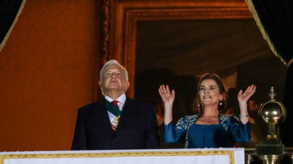 Este es el vestido que Beatriz Gutiérrez Müller utilizó anoche, las redes estallaron