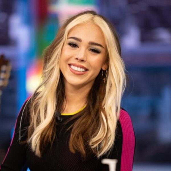 ¿En romance? Danna Paola pasa la noche con Ricky Montaner