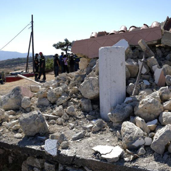 Sismo de 5.8 sacude la isla griega de Creta, dejan un muerto y varios heridos
