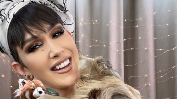 Falleció la youtuber de maquillaje Mel Thimpson a los 35 años de edad