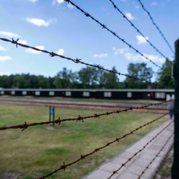 Ex secretaria Nazi que trabajó en campos de concentración será juzgada en Alemania