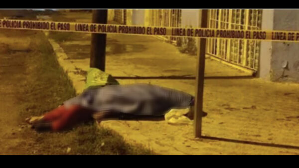 Fallece abuelita mientras paseaba a su perrito en Mérida