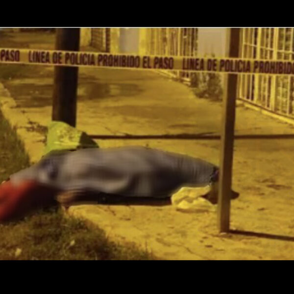 Fallece abuelita mientras paseaba a su perrito en Mérida