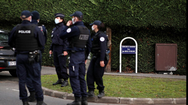 Detienen en Francia a esposo que drogaba a su mujer para que la violaran