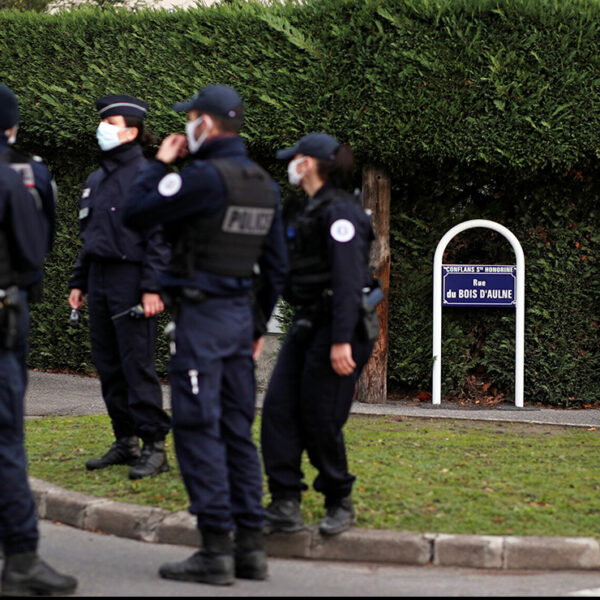 Detienen en Francia a esposo que drogaba a su mujer para que la violaran