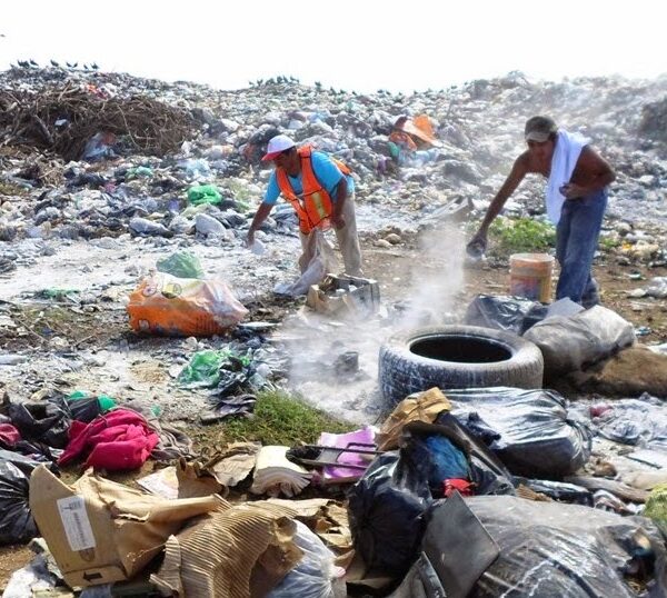 Asociación de Ingenieros busca la concesión del basurero de Chetumal.
