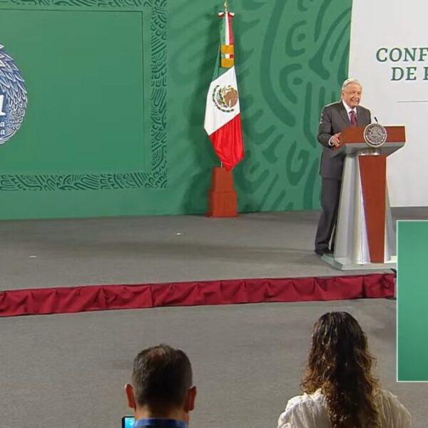 Reunión con Vox demuestra que el PAN es “casi fascista”: AMLO