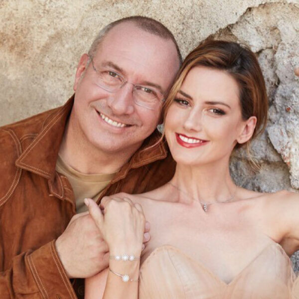 Altair Jarabo dice estar orgullosa de su esposo pese a tener 20 años más que ella