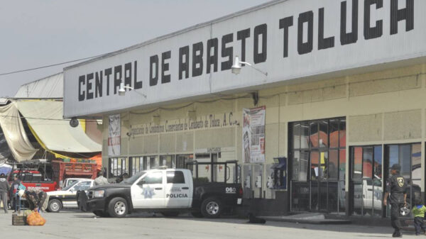 Mueren congelados cuatro trabajadores de la Central de Abasto de Toluca