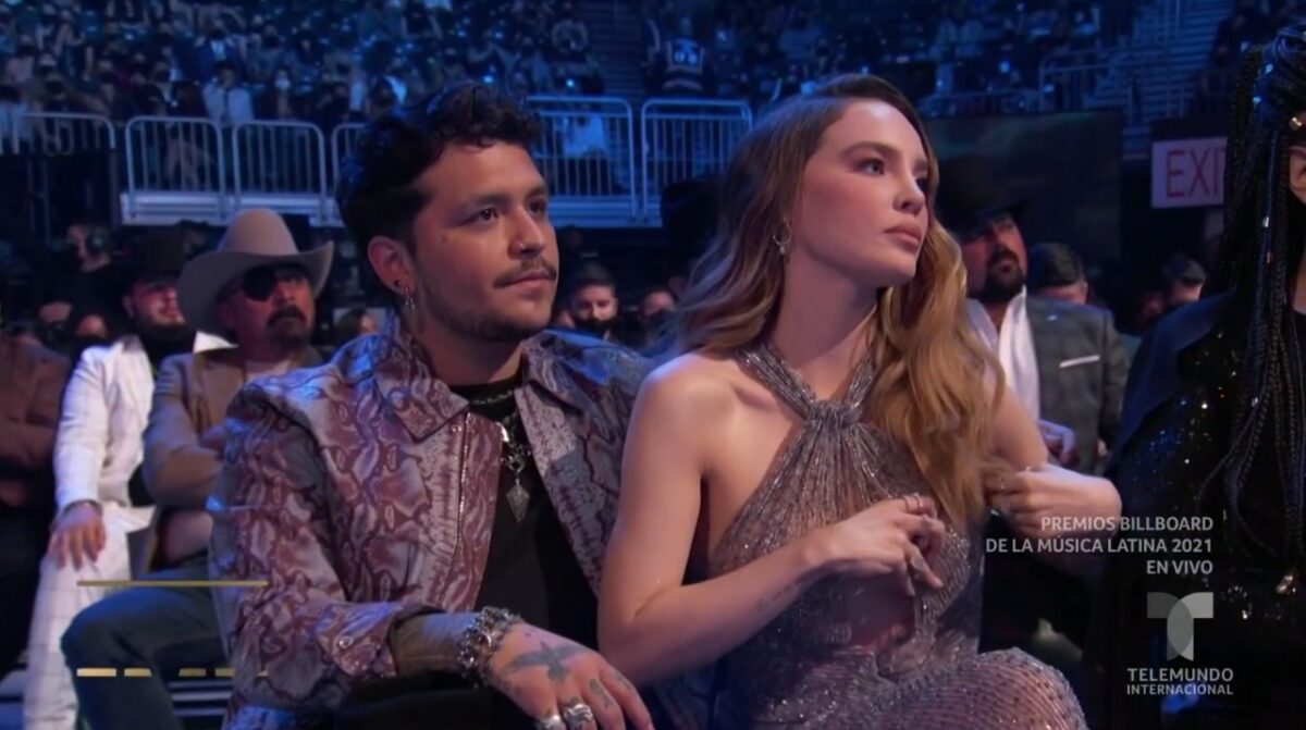 Christian Nodal protagoniza escena de 'celos' por Belinda en Premios Billboard