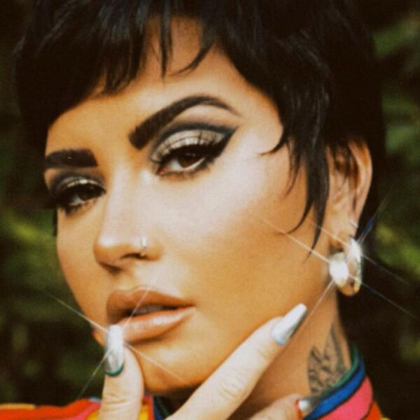 Demi Lovato revela haber tenido un encuentro con extraterrestres