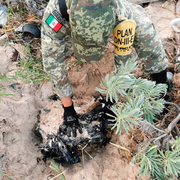 Ejército Mexicano asegura cargamento de droga en playas de Cozumel