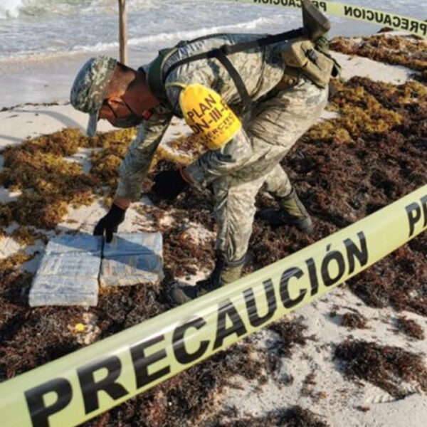 No deja el mar de Cozumel de "escupir" drogas
