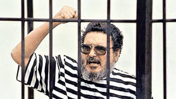 Muere Abimael Guzmán a los 86 años, padre de la guerrilla peruana.