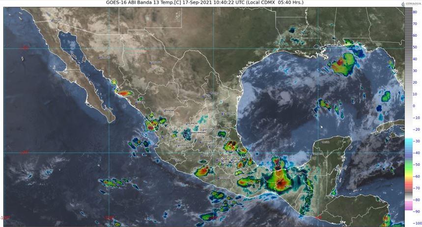 Clima: Probabilidad de chubascos para hoy viernes en Quintana Roo; ambiente templado por la mañana y cálido a caluroso durante la tarde.