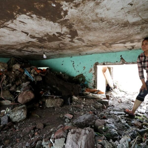 Inundaciones no ceden en Edomex; Ecatepec gravemente afectado