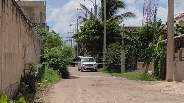 Sicarios pintan de rojo a la SM 213 en Cancún; abandonan 2 cadáveres ahí
