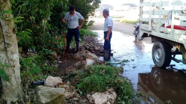 Habitantes de Kantunilkín se quedan sin agua por una fuga