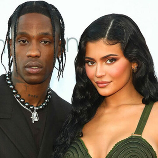 Kylie Jenner confirma que está embarazada por segunda ocasión