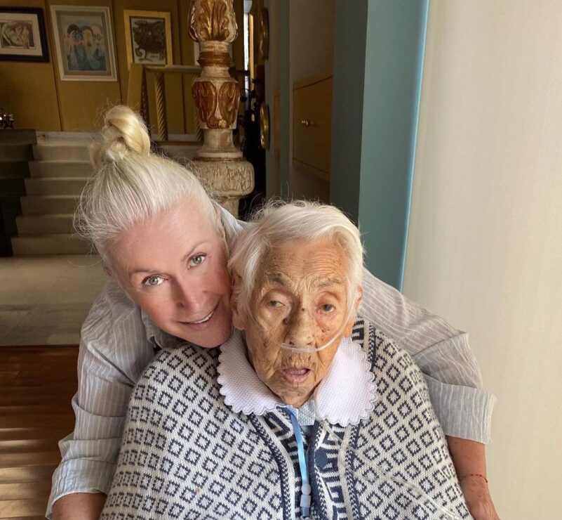 La abuelita de Thalía y Laura Zapata se fractura sus piernas