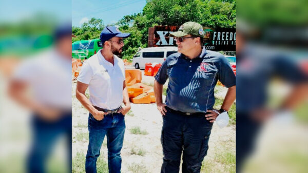 En entrevista con Luis Alegre, confirma Jiménez Pons construcción de un viaducto en Playa del Carmen