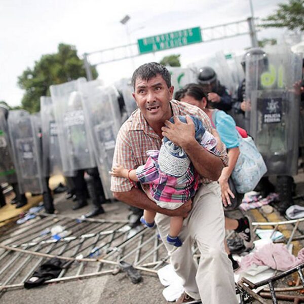 Pide AMLO a Biden “visión migratoria distinta, no solo contener personas”