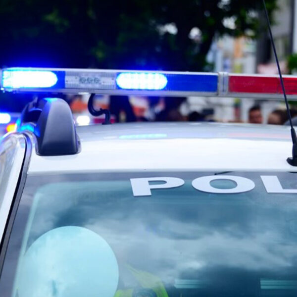 La encuentran muerta dentro de un refrigerador en funcionamiento