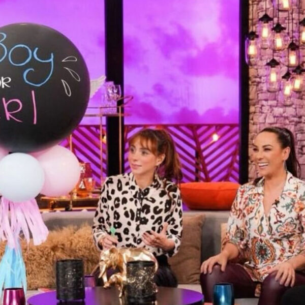 Natalia Téllez reveló que siente la presencia de su madre en su embarazo