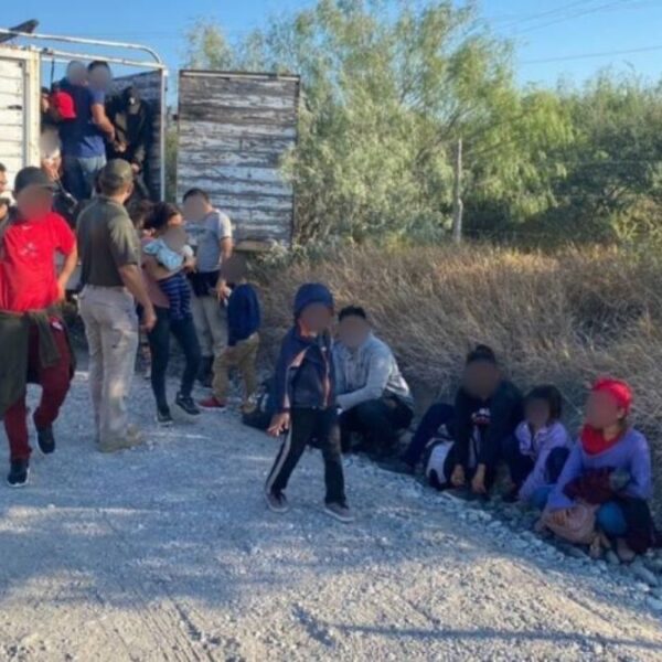 Abandonan a niño migrante de tres años en Reynosa
