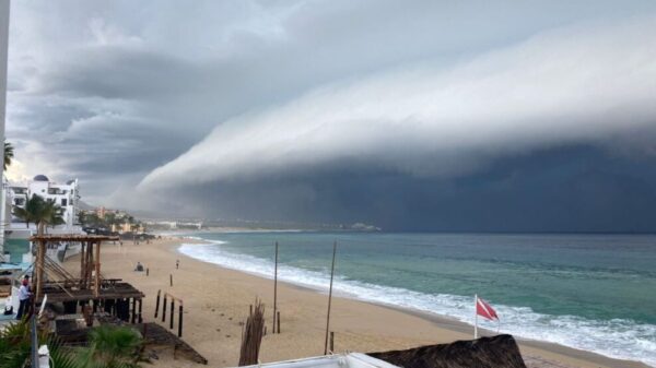 Prevén que huracán Olaf toque tierra entre Los Cabos y La Paz, BCS
