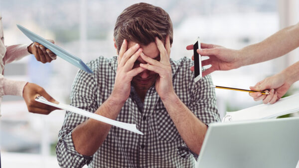 ¿Cuidado? El estrés puede causarte hipertensión y problemas cardíacos