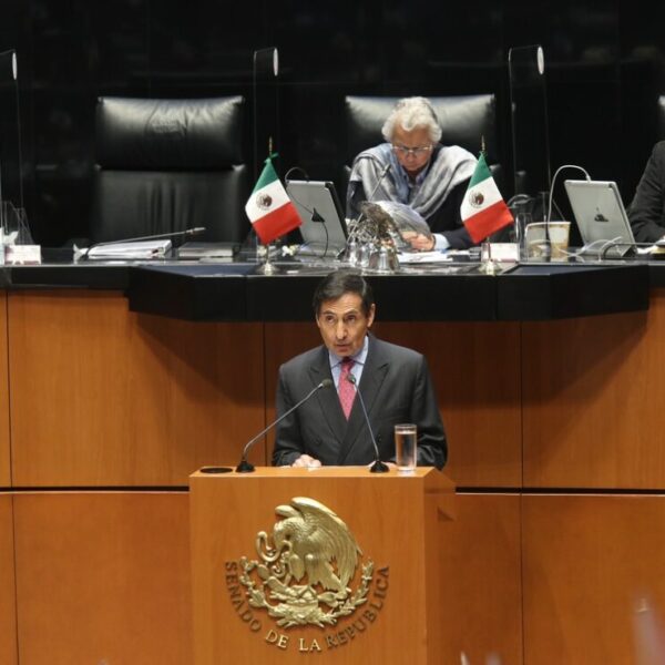 Aporta más Pemex de los que inyecta a su rescate: Hacienda