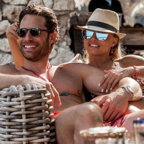 Sebastián Rulli celebra con Angelique Boyer siete años de noviazgo