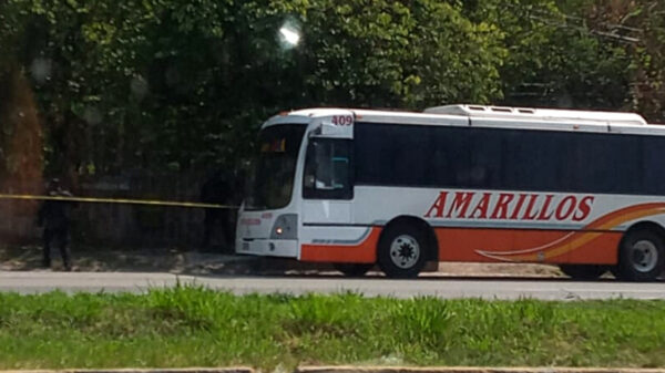 Por negarse a usar cubrebocas pasajero es acuchillado en Nuevo León