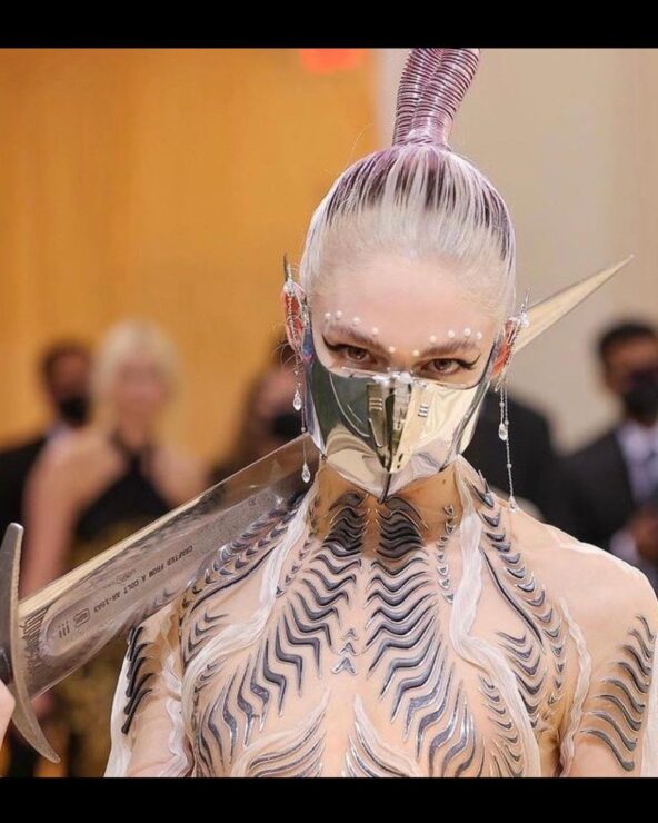 Tras tres años de relación, Elon Musk se separa de Grimes