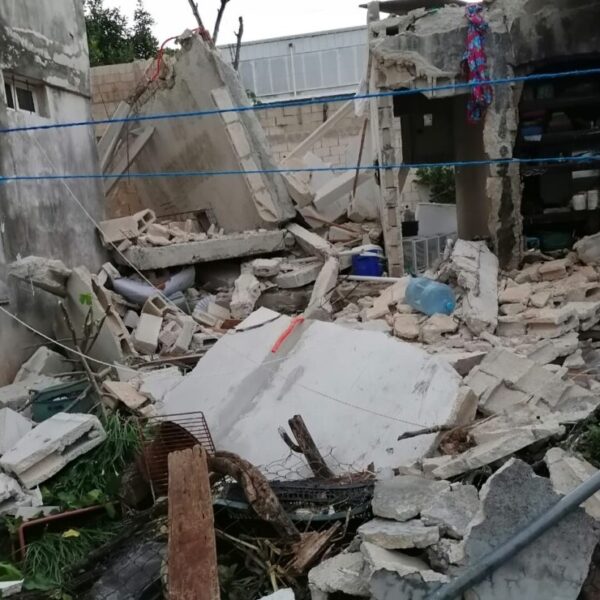 Cancún: Se derrumba una vivienda en el fraccionamiento La Guadalupana.