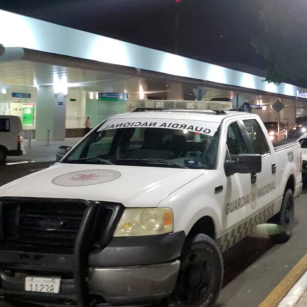 Amenaza de bomba en avión de Volaris alerta al Aeropuerto de Cancún