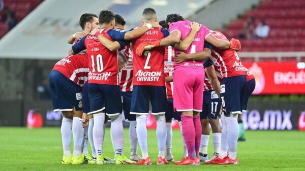 Chivas tiene dos técnicos en espera