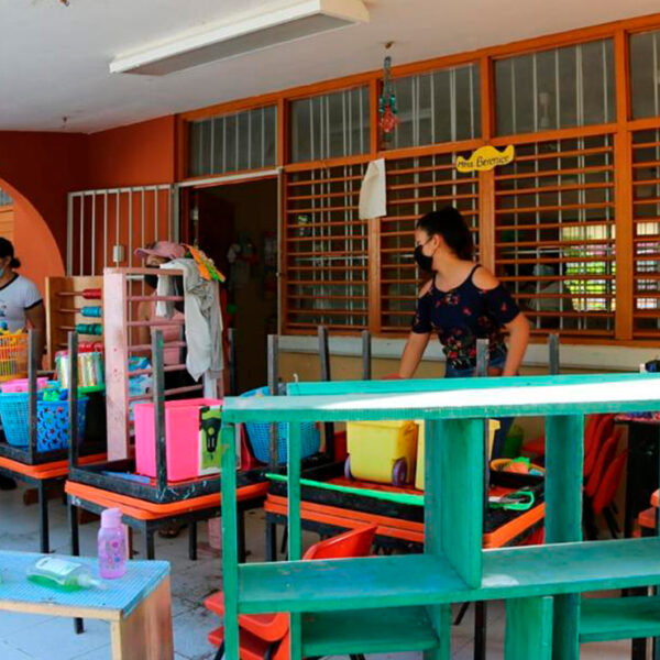 La educación es una prioridad que nos convoca a superar los retos actuales de la emergencia sanitaria: Carlos Joaquín