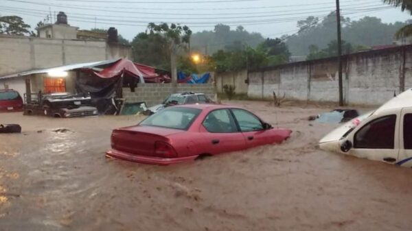 Graves afectaciones deja tormenta tropical ‘Nicholas’ en Veracruz