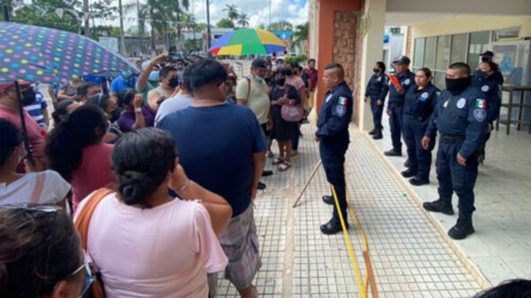 Palacio municipal de FCP es tomado ahora por los policías