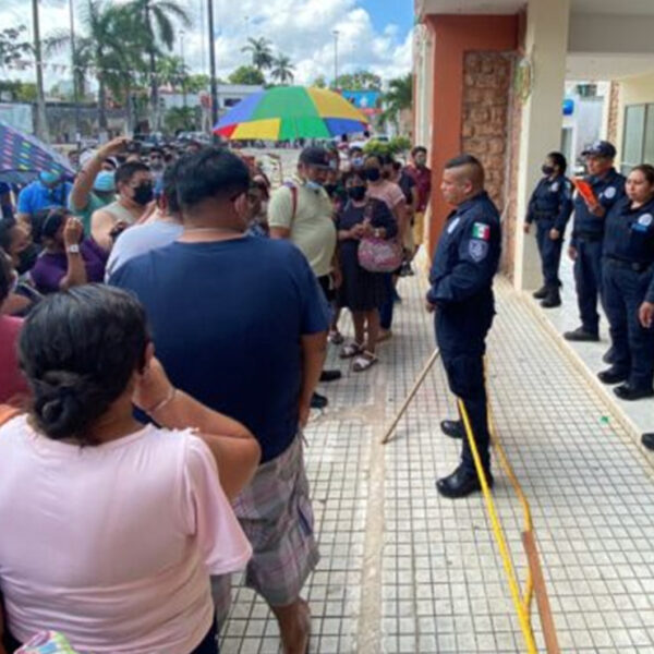 Palacio municipal de FCP es tomado ahora por los policías
