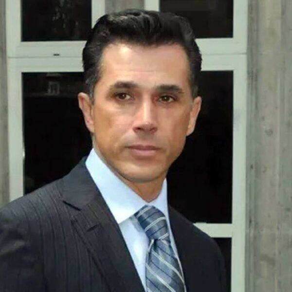 Sospechan que envenenaron a Sergio Mayer