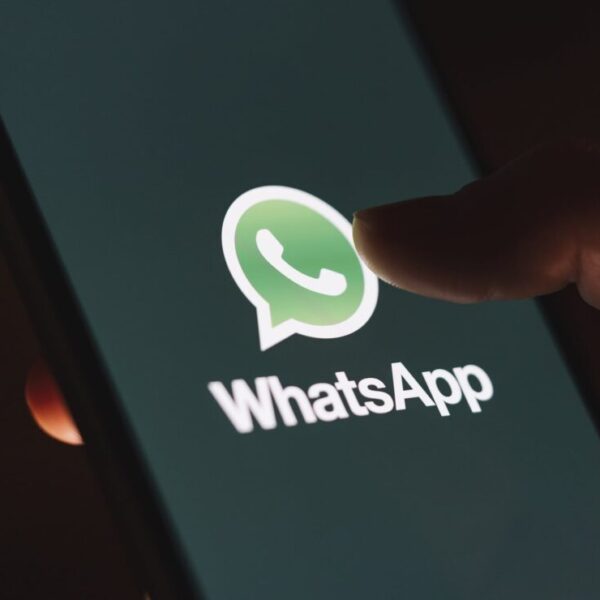 ¿A qué hora regresará el servicio de WhatsApp?