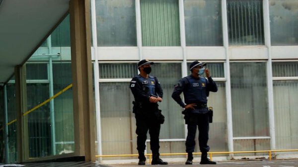 Abaten a 25 delincuentes ligados a asaltos en bancos