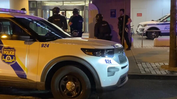 Enfermero mata a su compañero en hospital de Filadelfia; policías abaten a sospechoso