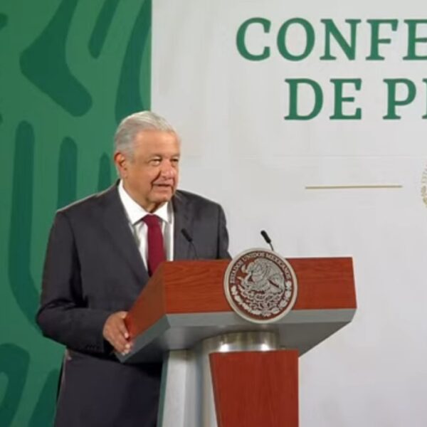 Pensamiento conservador y racista prevalece aún en México: AMLO